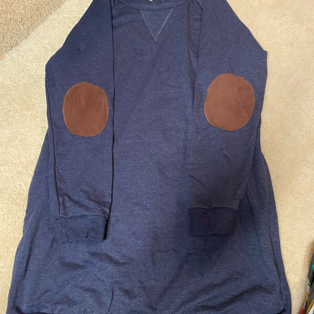 Long sweatshirt